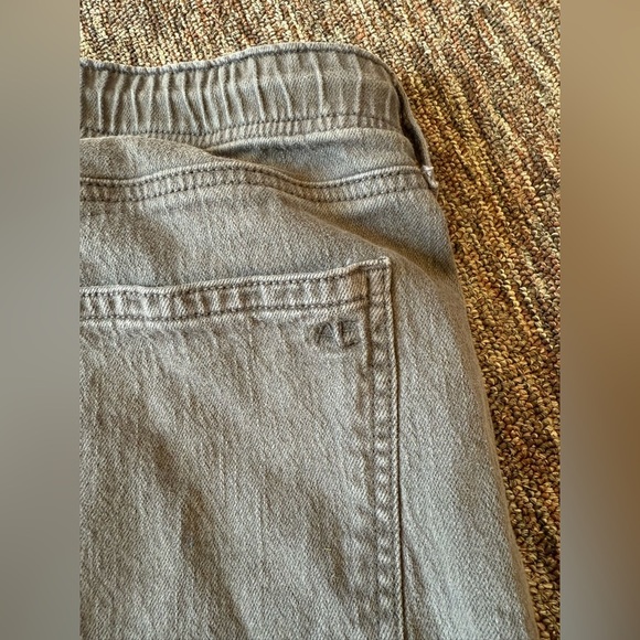 American Eagle Denim Tomgirl Short charcoal gray size 12 - Picture 5 of 10